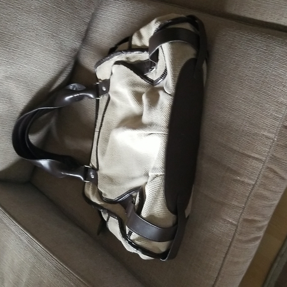 LuLu purse - Picture 3 of 3